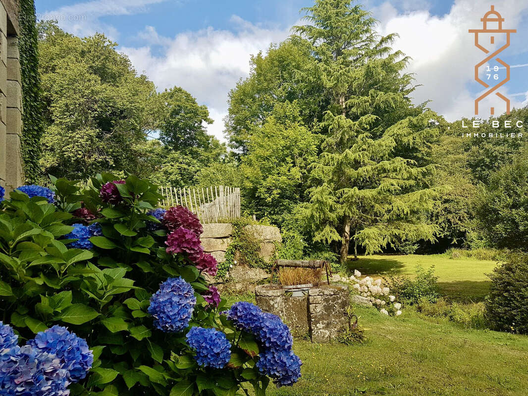 Maison à LOCOAL-MENDON