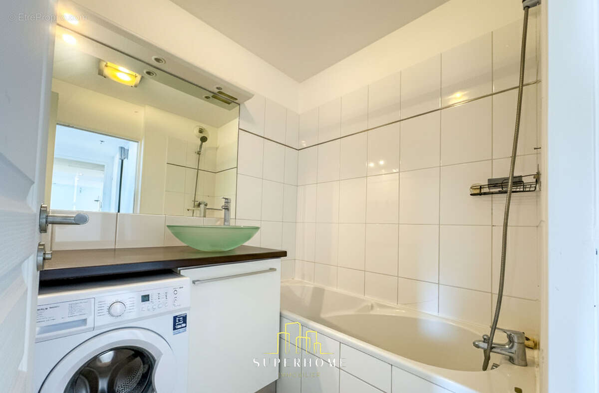 Appartement à MARSEILLE-9E