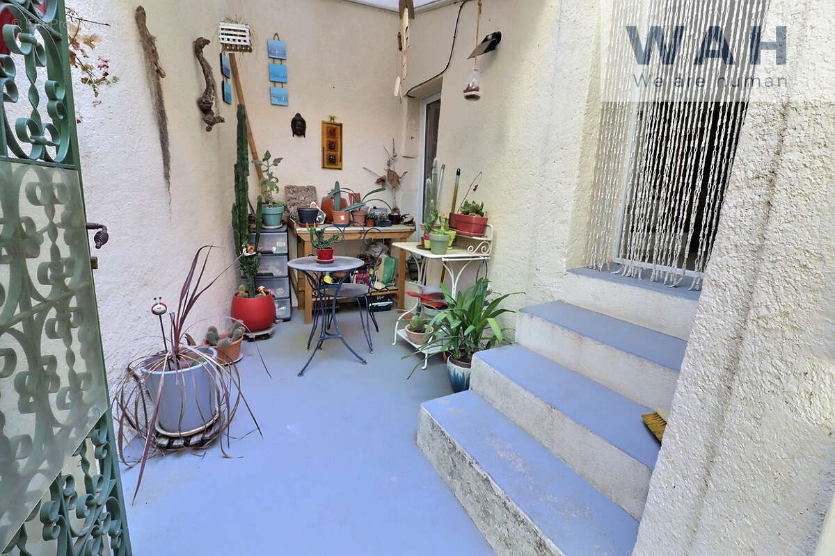 Maison à NEBIAN