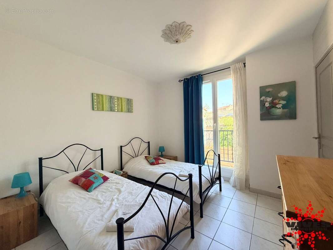 Superbe maison familiale  226 m² et 8 chambres au cur de Servian - photo 7