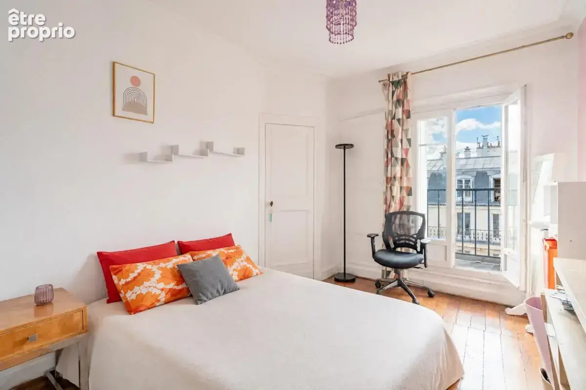 Appartement 2 pièces de 39 m² situé à Paris - photo 4