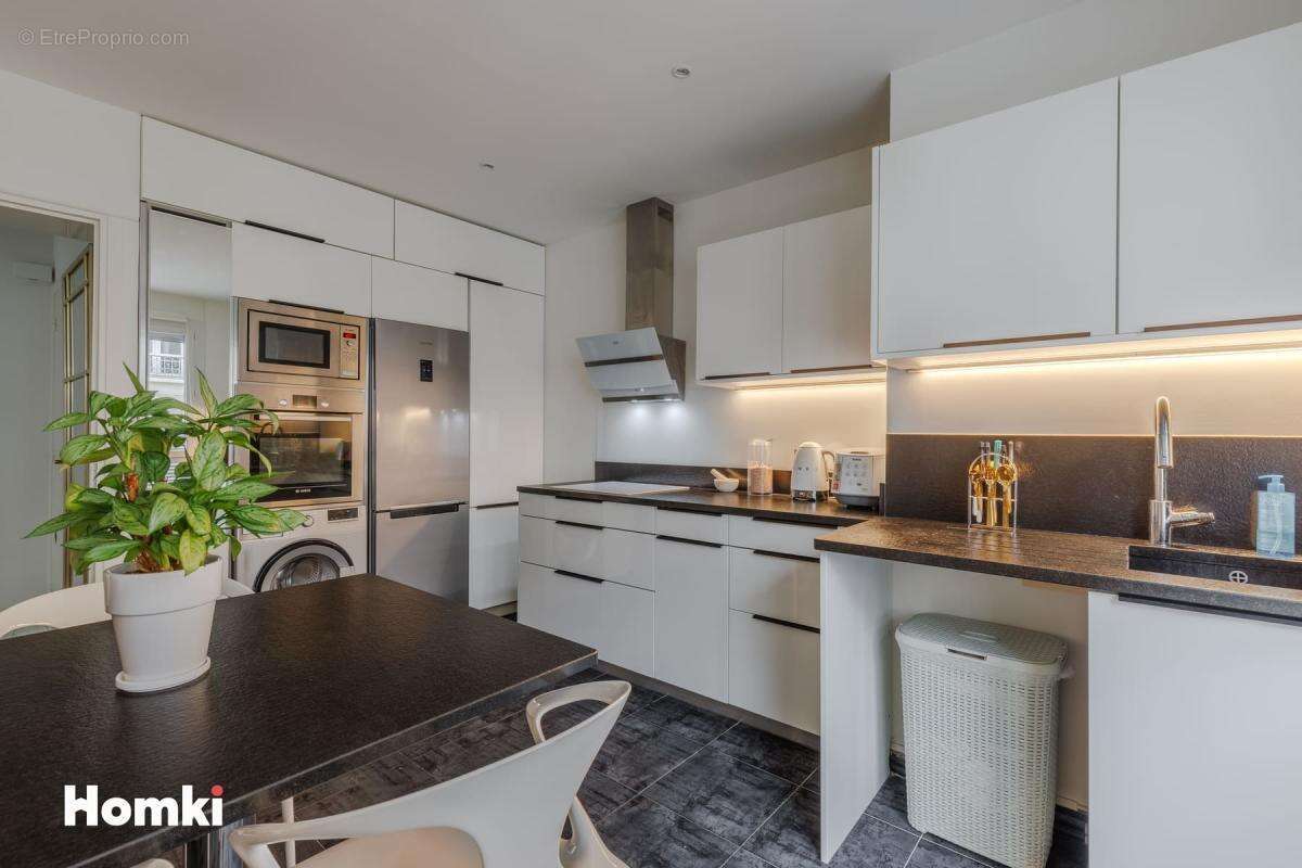 Appartement à LYON-6E