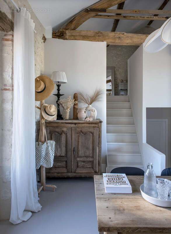 Maison à SAVIGNAC-SUR-LEYZE