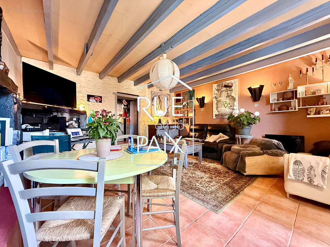 Maison à REFFANNES