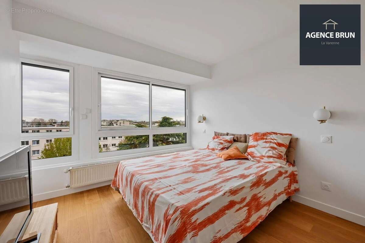 Appartement à SAINT-MAUR-DES-FOSSES