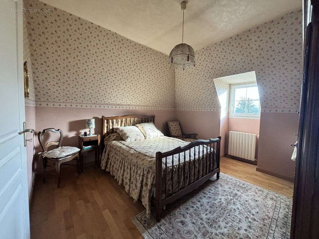 Maison 5 chambres, 210 m2 avec piscine - photo 10