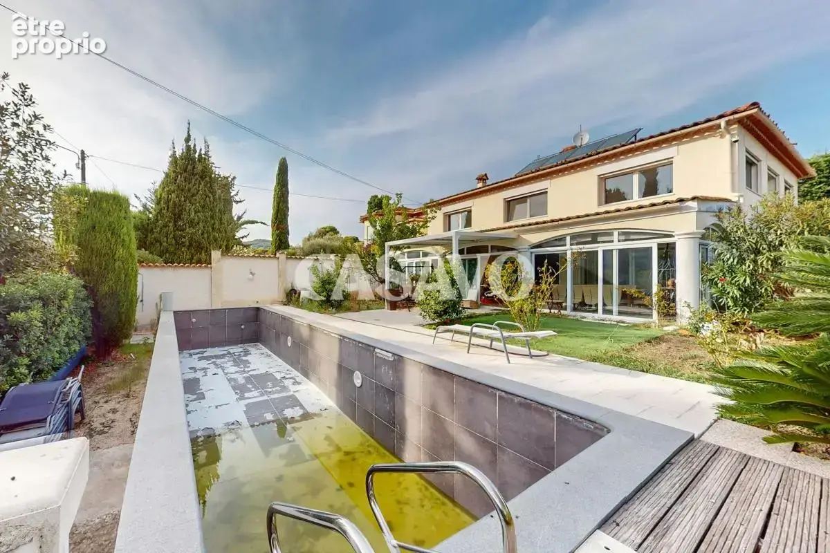 Vente Maison 8 pièces de 256m² - 06160 Antibes - photo 8