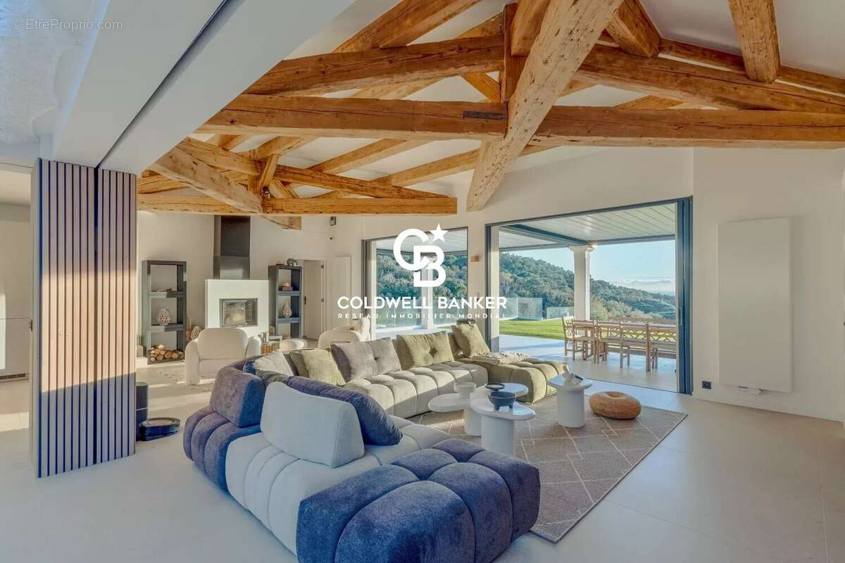 Maison à LA CROIX-VALMER