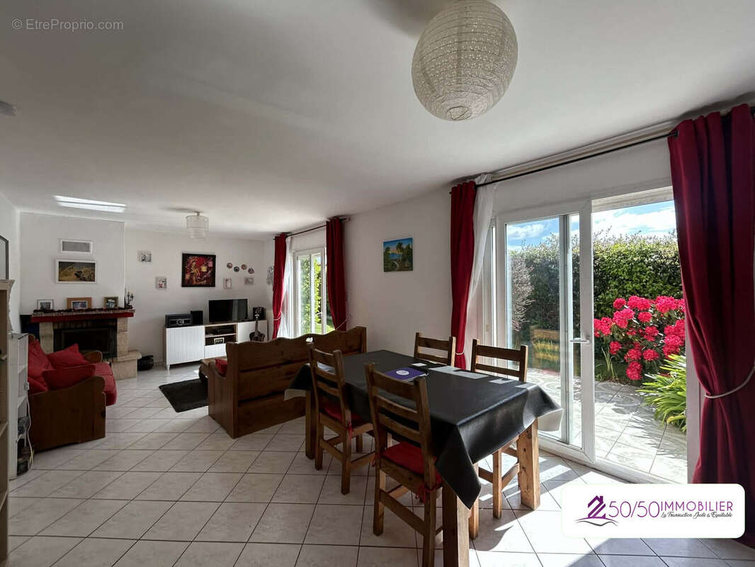 Maison à MESPAUL