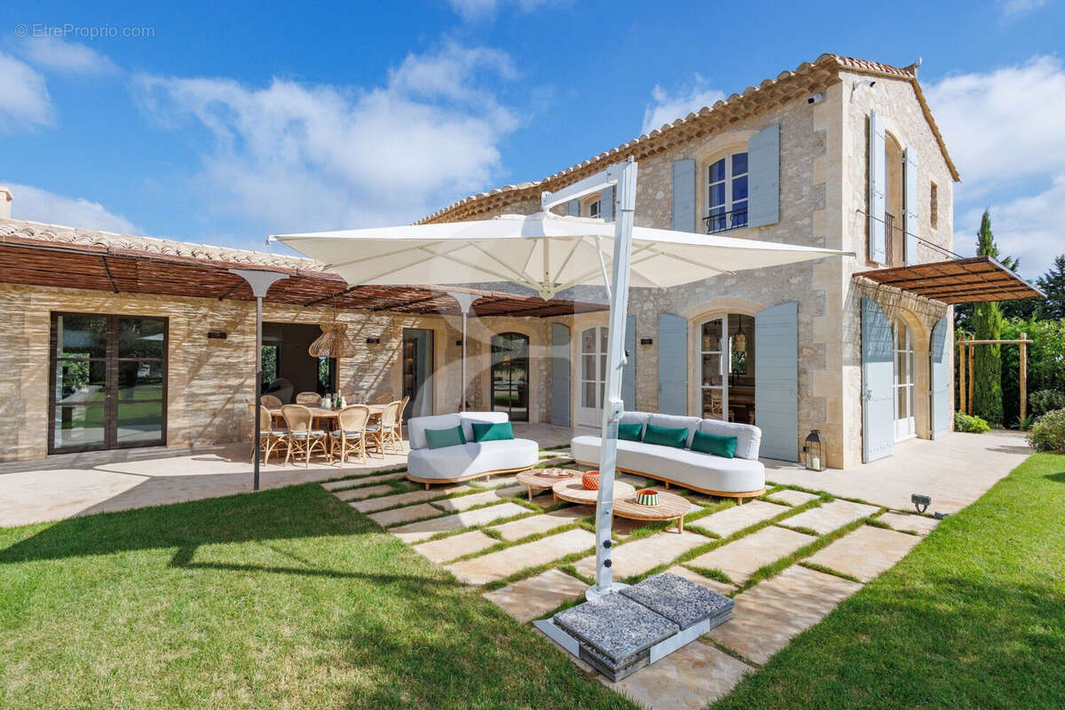 Maison à EYGALIERES