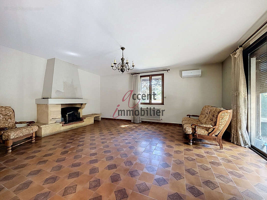 EXCLUSIVITE Cavaillon :Maison 4 pièce(s) 107 m2 sur 1068 m² de terrain - photo 10