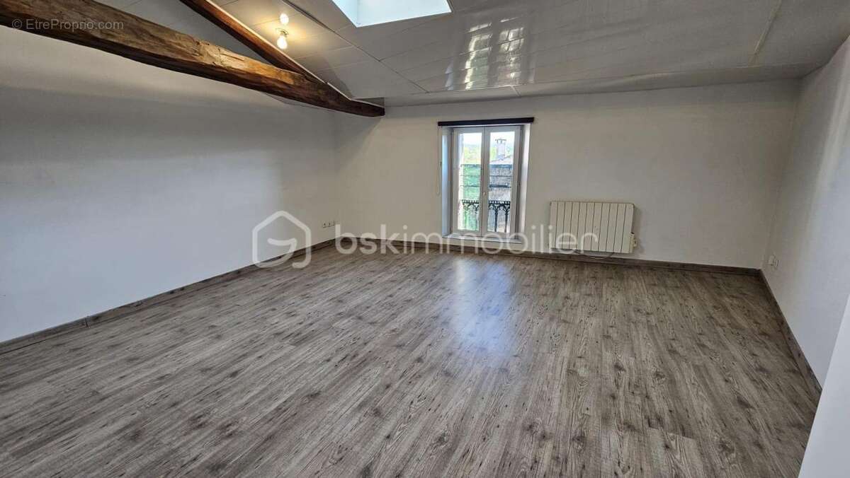 Appartement à CAMPS-LA-SOURCE