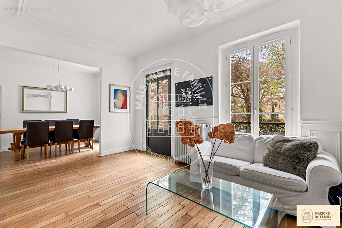 Maison à LE VESINET