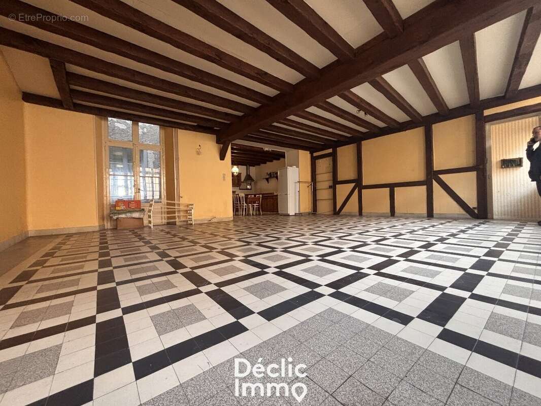 Maison à SAINTE-MAURE-DE-TOURAINE