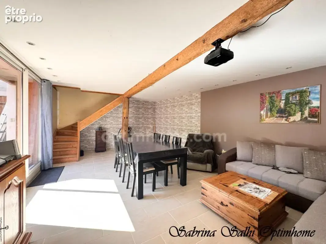 Maison de caractère atypique – 7 pièces avec Terrain  Quincié-en-Beaujolais 69430 - photo 2
