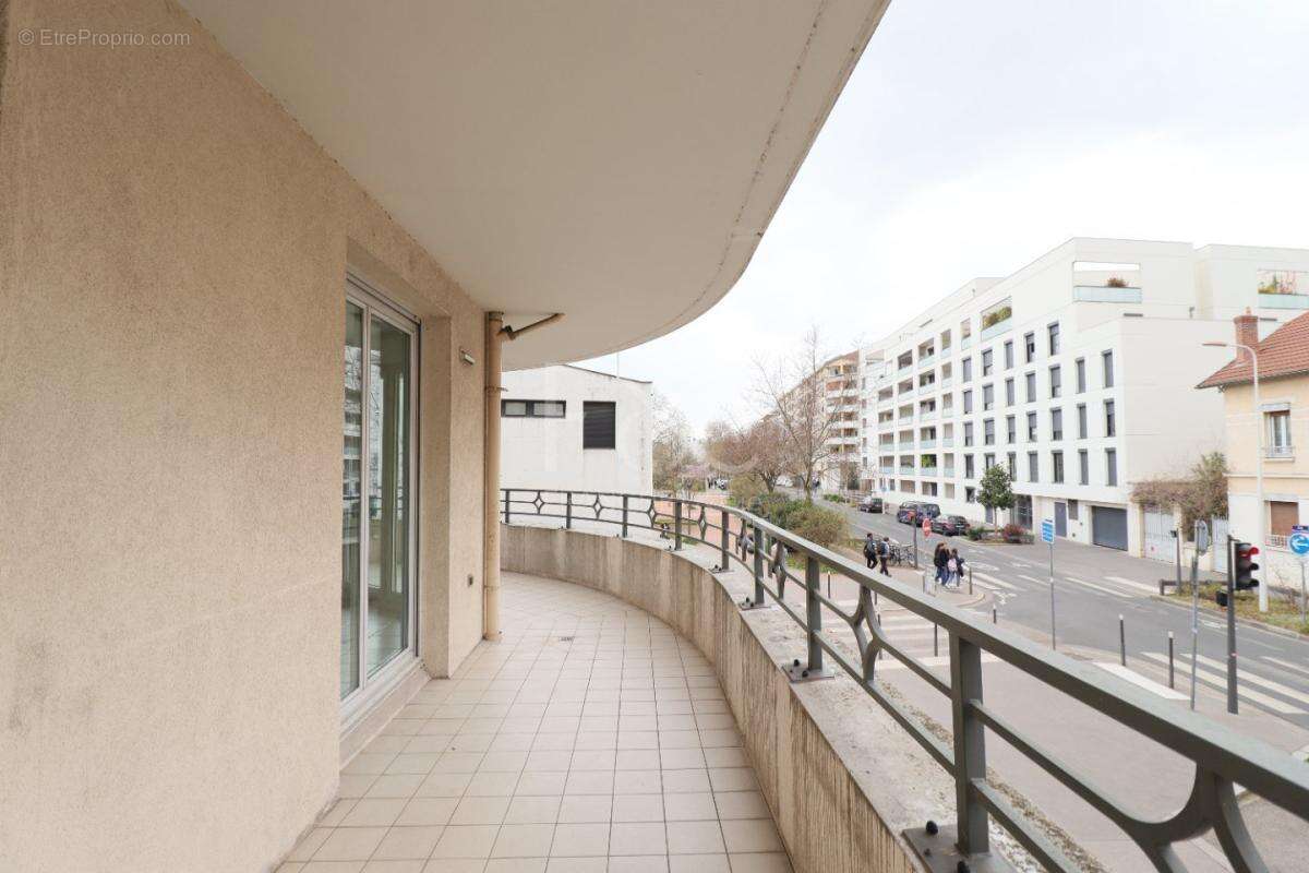 Appartement à LYON-8E