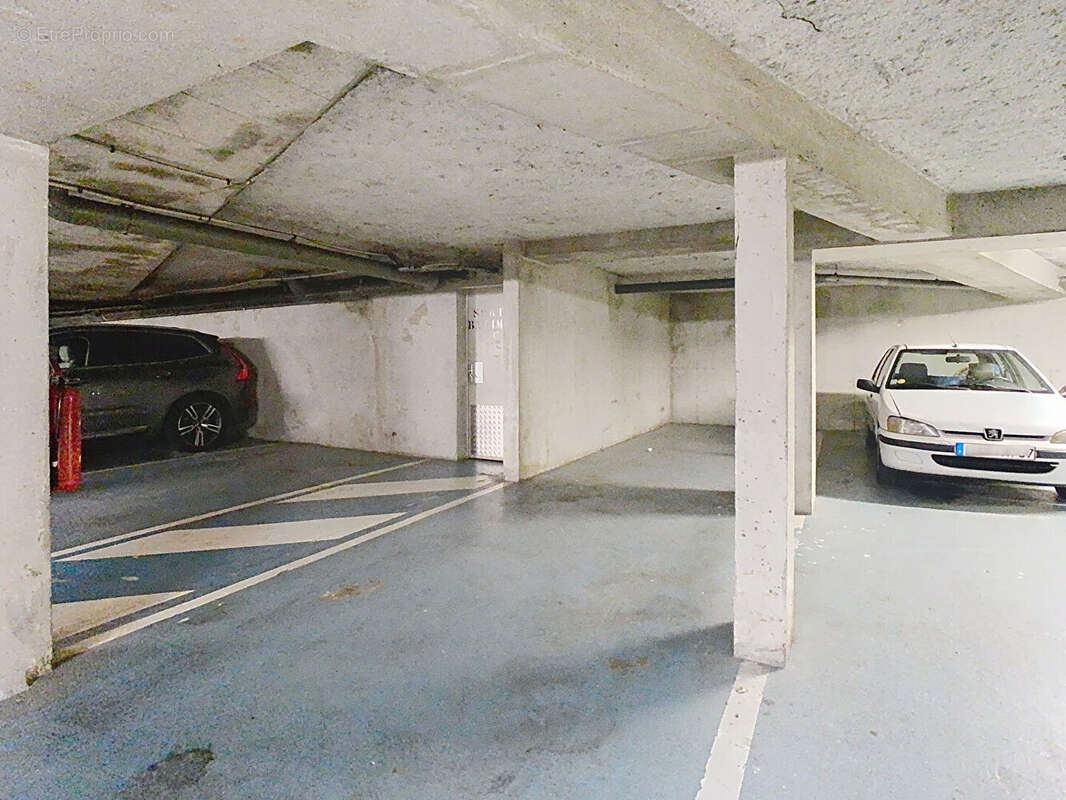 Parking à TOURS