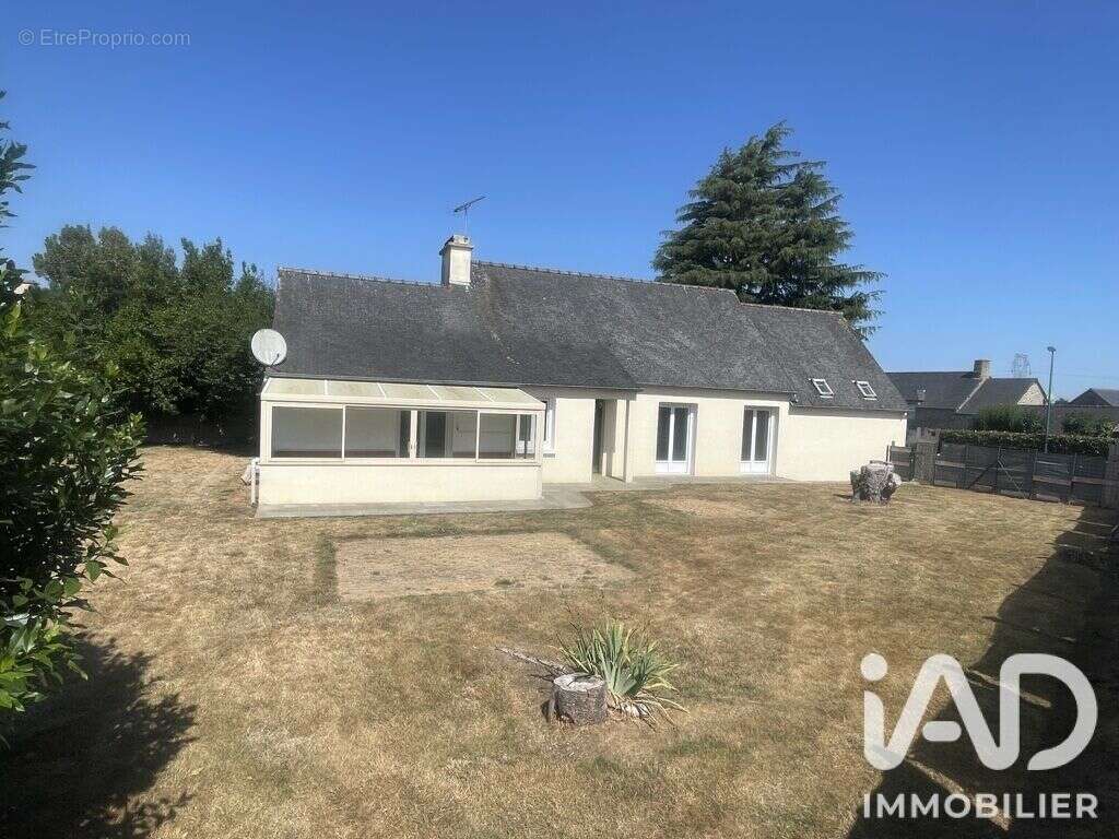 Maison 115 m² à Saint-Glen  - photo 2