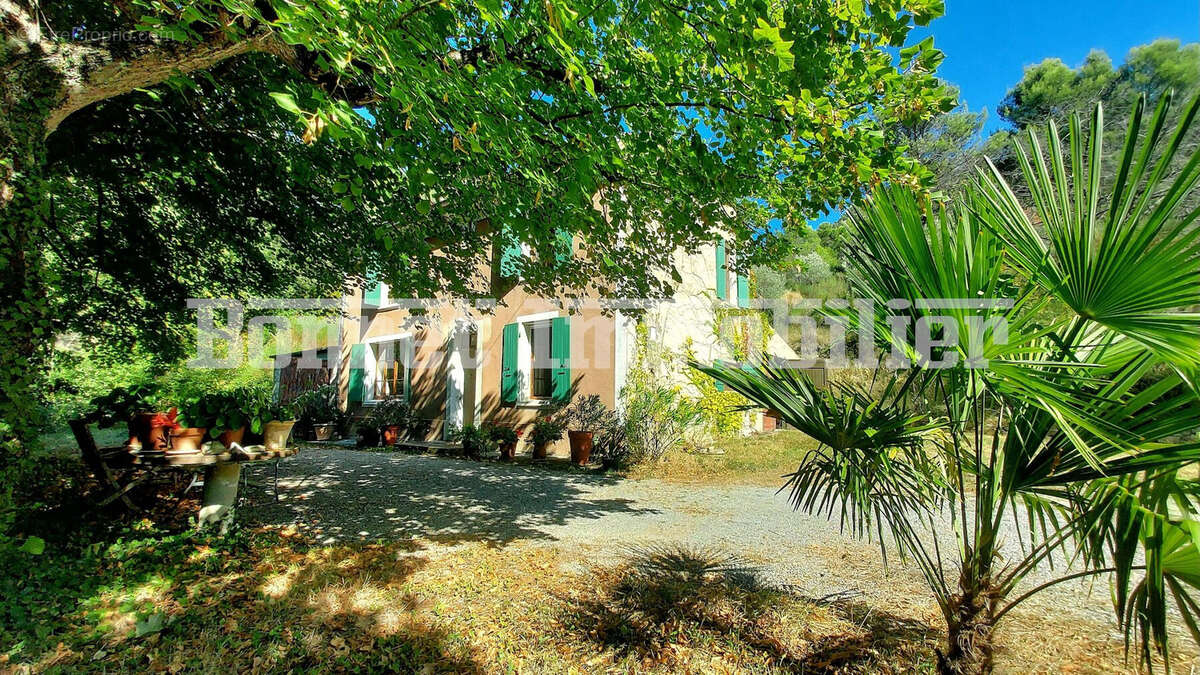 Maison à CHATEAUNEUF-DE-BORDETTE