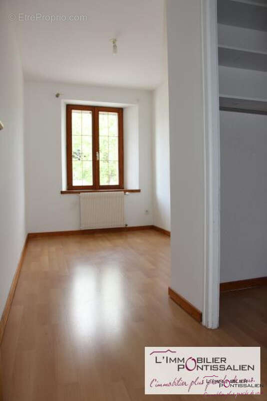 Appartement à BONNEVAUX