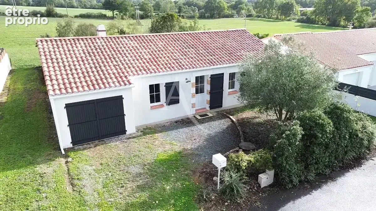 Maison de plain-pied 3 chambres au calme en impasse à palluau - photo 1