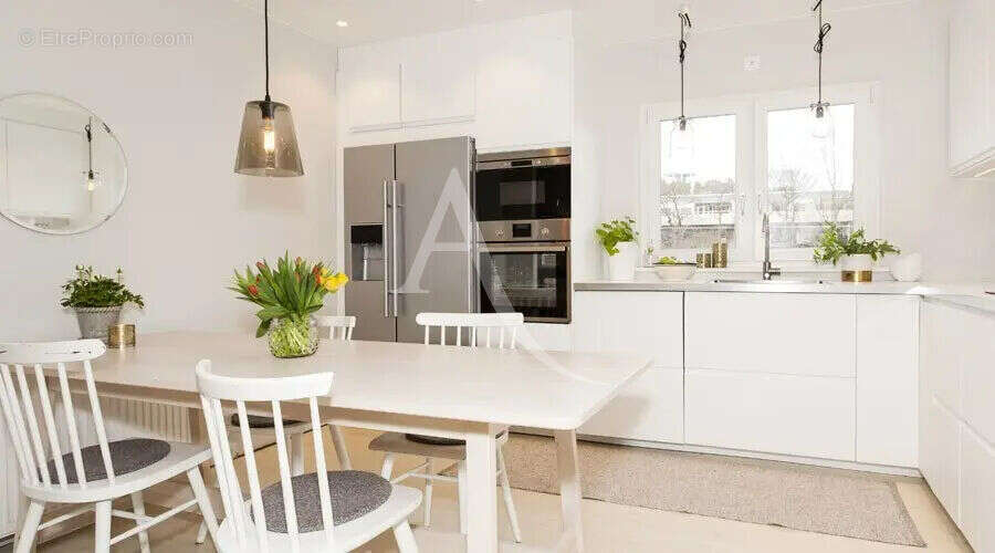 Terrain à COUILLY-PONT-AUX-DAMES