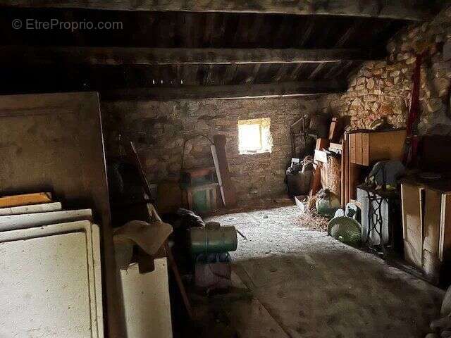 Maison à POUJOLS