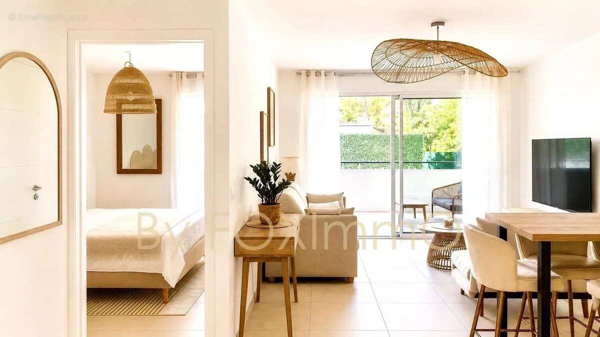 EXCLUSIF ! VILLENEUVE LOUBET - 2 Pièces - Résidence LUXE - Rooftop piscine avec vue mer - parking -calme - Faibles Charges - photo 3