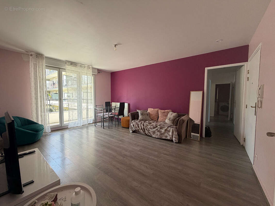 A vendre Appartement Meaux 3 pièce(s) 58.49 m2, terrasse, parking en sous-sol - photo 3