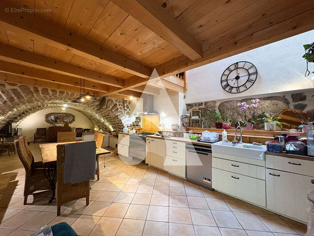 Maison à LABASTIDE-SUR-BESORGUES