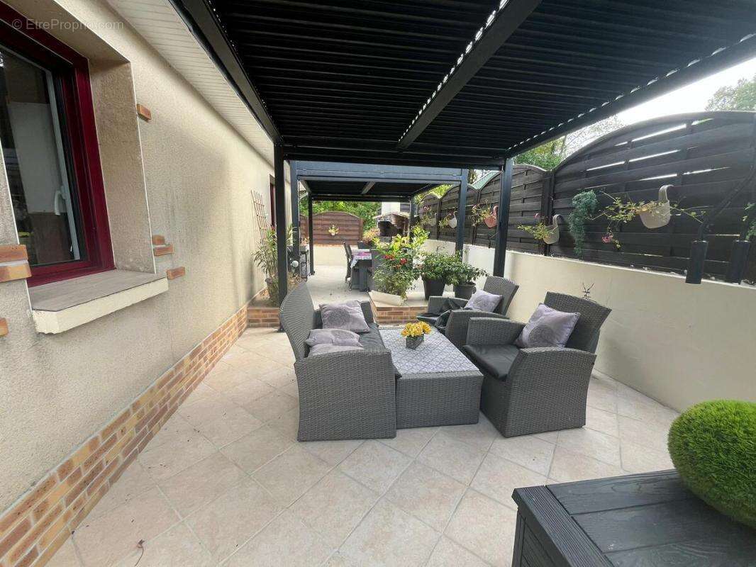 Maison à SAINT-MEEN-LE-GRAND