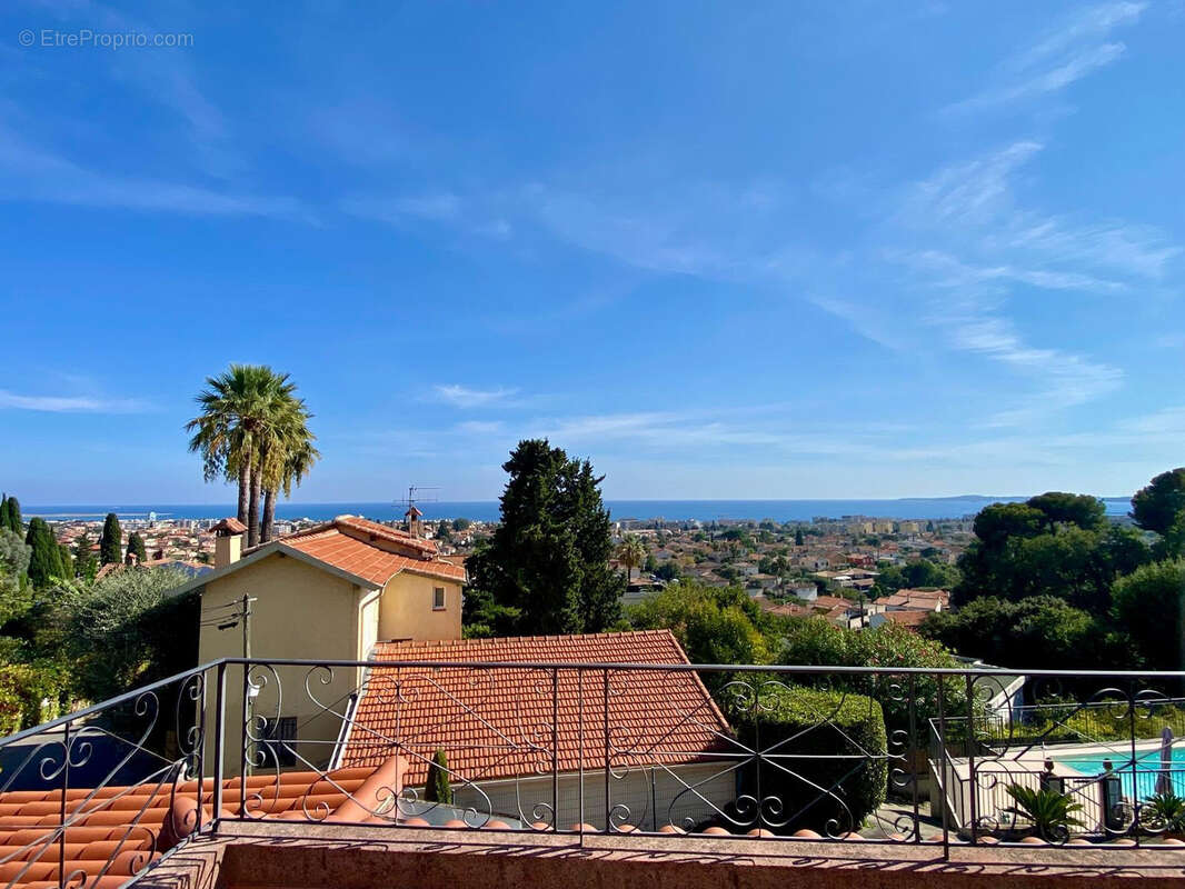 Appartement à CAGNES-SUR-MER