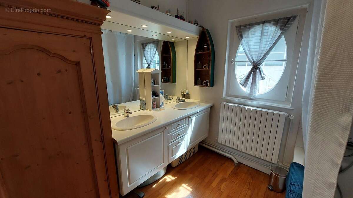 Appartement à ANNECY-LE-VIEUX