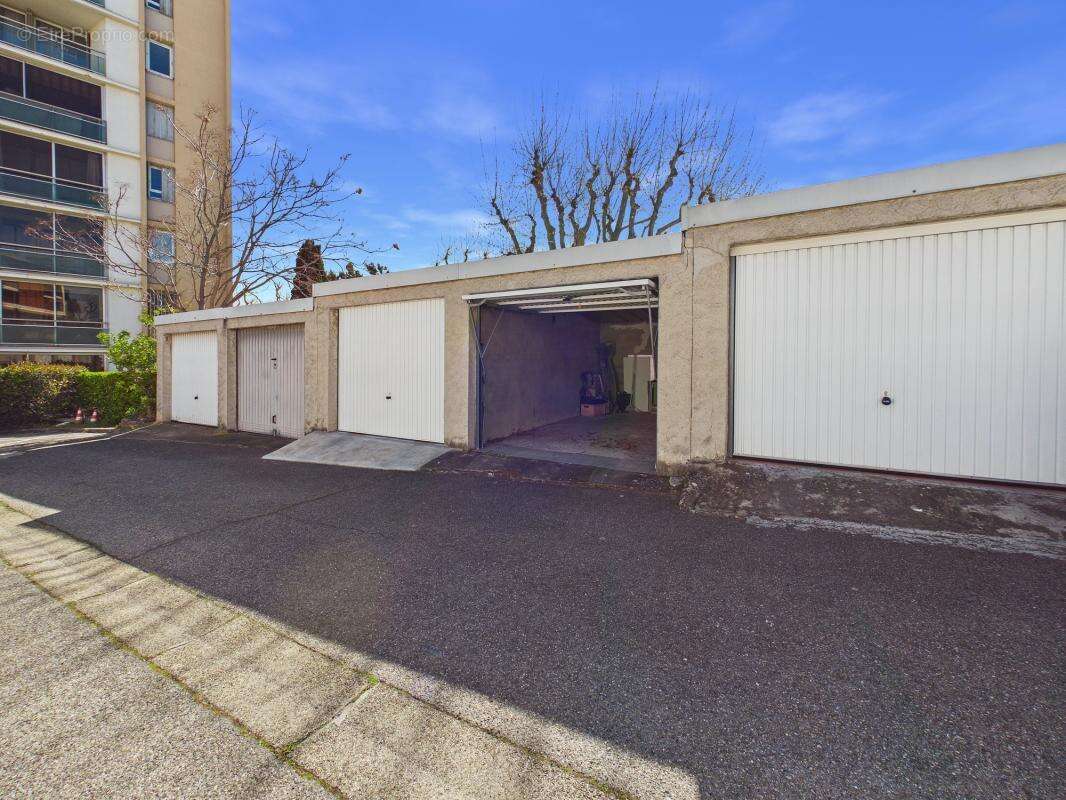 Appartement à MARSEILLE-13E