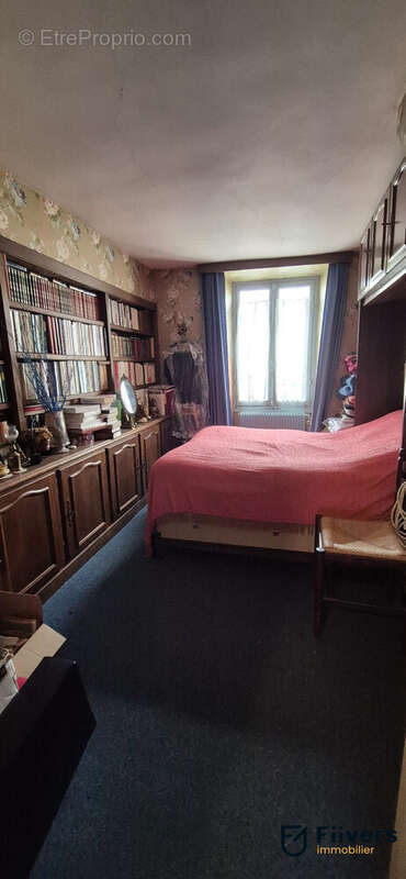 Maison à SAINT-FARGEAU-PONTHIERRY