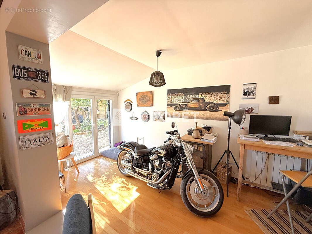 Maison à SAINT-MAXIMIN-LA-SAINTE-BAUME