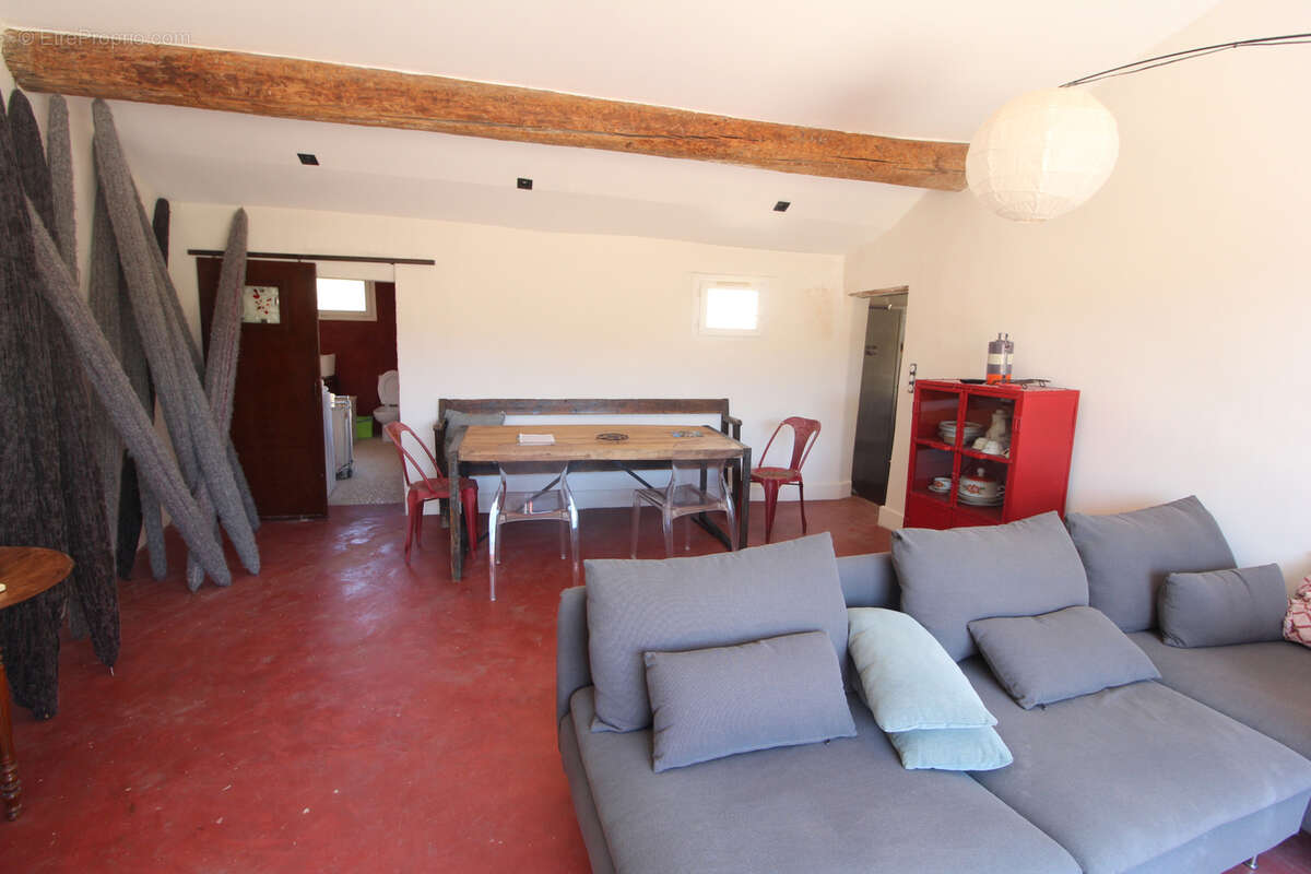 Appartement à APT