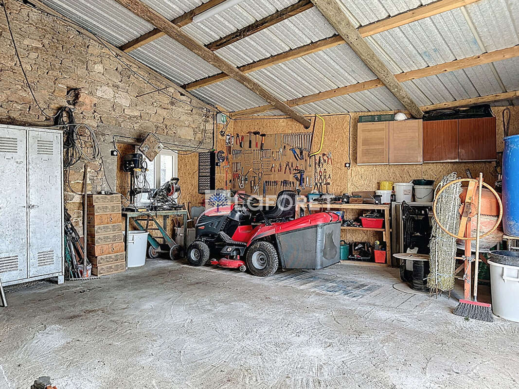 Maison à SAINT-LOUP-LAMAIRE