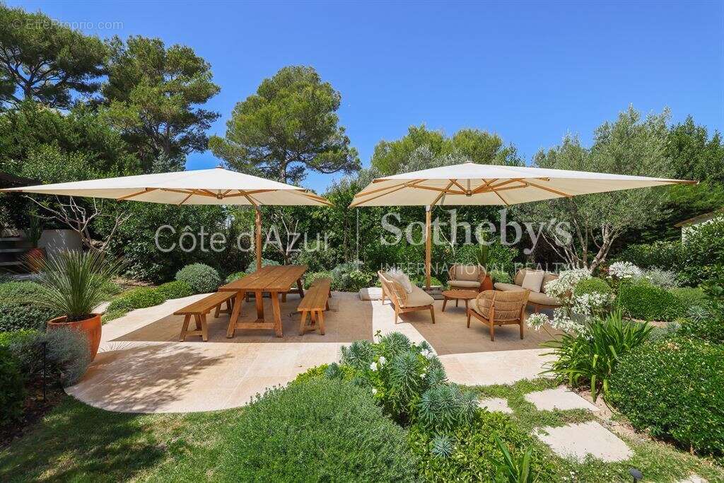 Sur les hauteurs de Cannes, propriété d'exception - photo 8