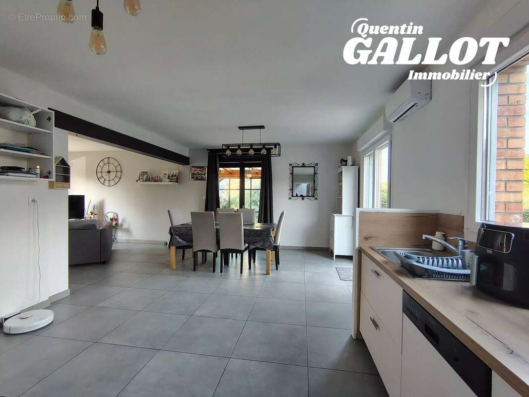 Maison familiale moderne de 130 m² à Rexpoëde - photo 4