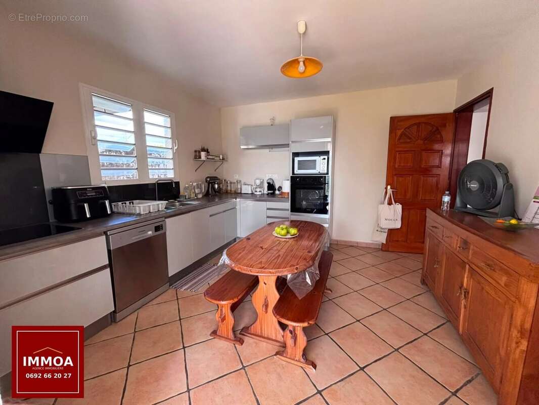 Maison à vendre de type  F3 – Saint-Anne (97437) – À proximité du Bassin Bleu - photo 5