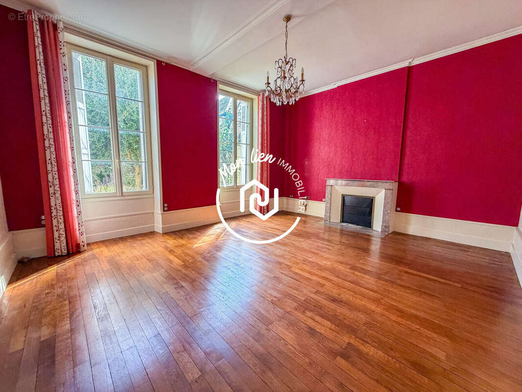 Rdc - Maison à BOURGUEIL