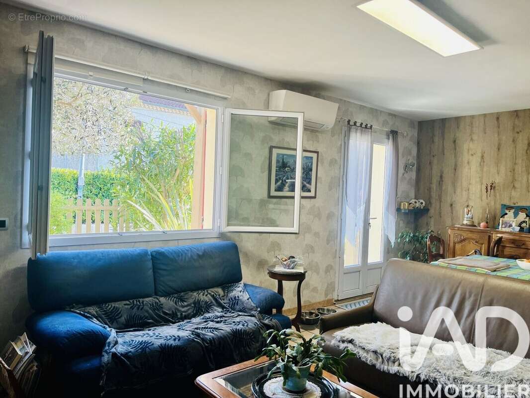 Maison 120 m² à Lambesc  - photo 7