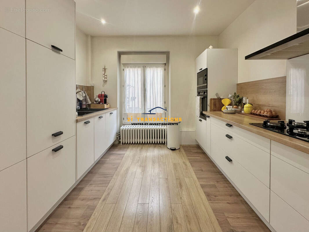 Appartement à SAINT-ETIENNE