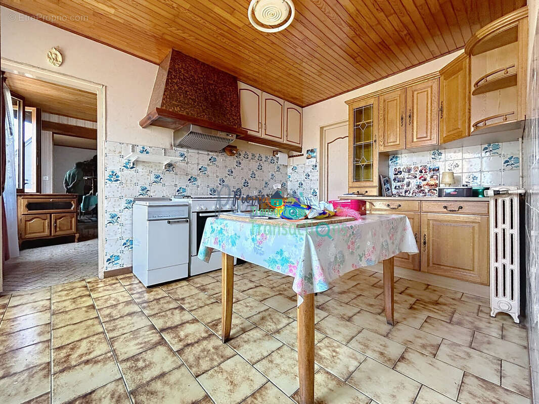 Maison 81 m² à Saint-Maurice-D'etelan  - photo 7