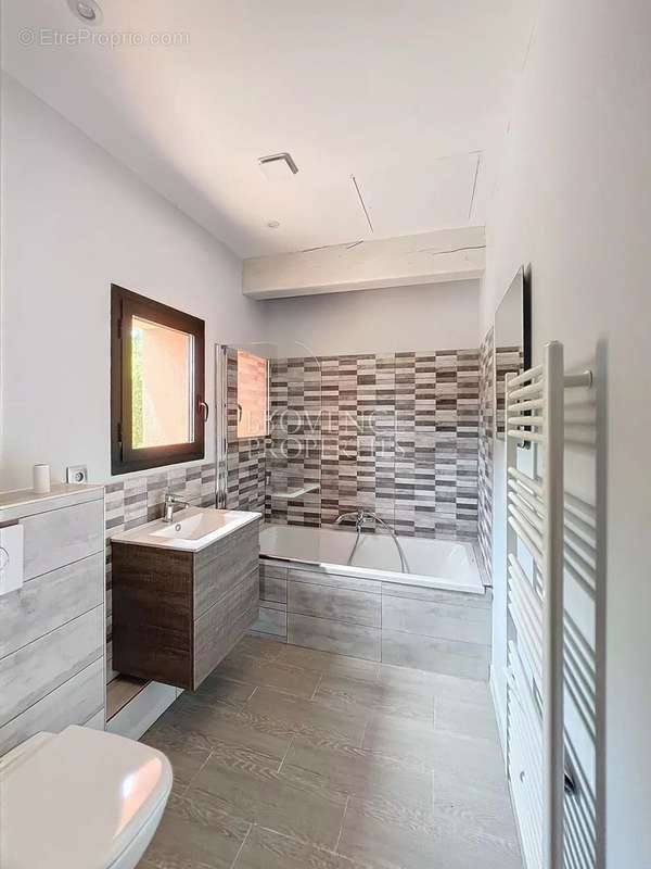 Maison à CHATEAUVERT