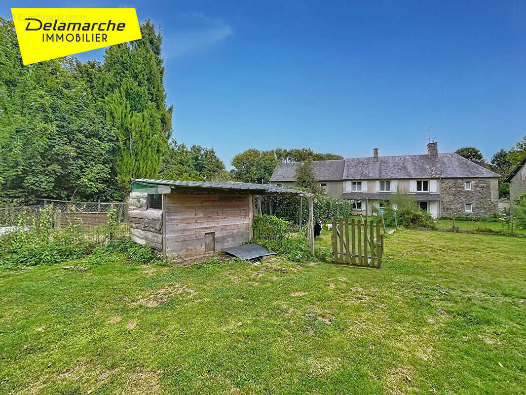 Maison à SAINT-SAUVEUR-LENDELIN