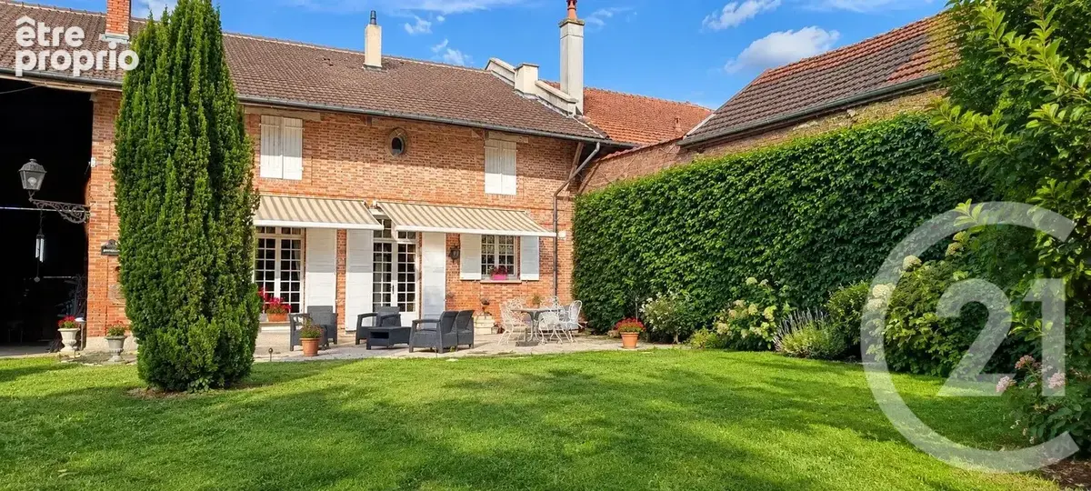 Maison 5 pièces 200 m² à vendre à Vitry-En-Perthois (51300) - photo 3