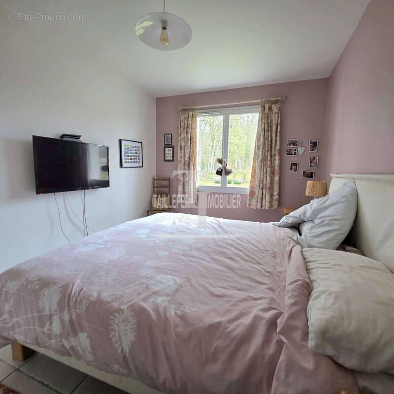 Maison à SAINT-ASTIER