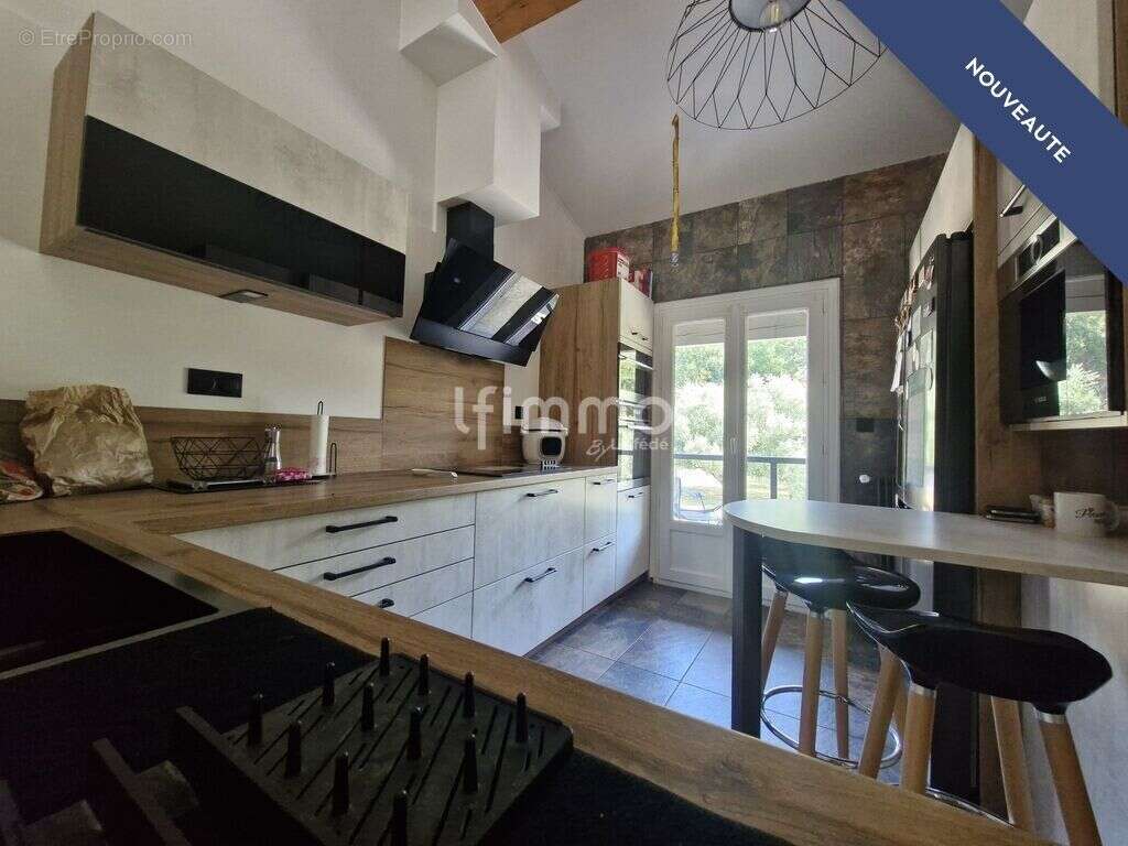 Maison familiale 98m² avec piscine et grands garages – Montazels - photo 4
